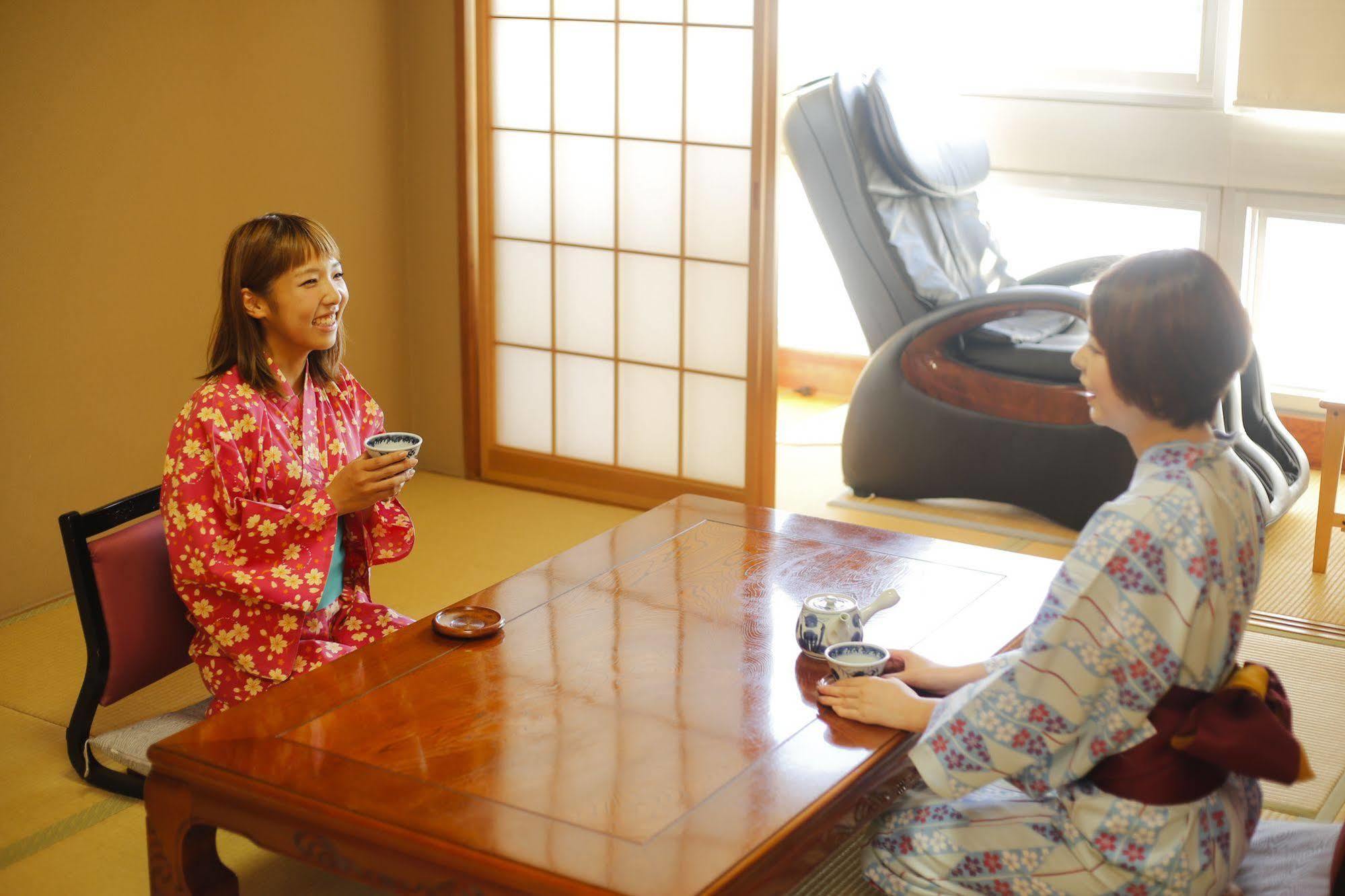 ホテル 皆生温泉　いこい亭　菊萬 米子市 エクステリア 写真